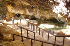 Sito della Grotta del Romito